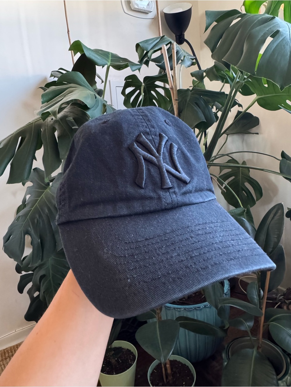 Black New Era ‘47 NY Embroidered Baseball Cap